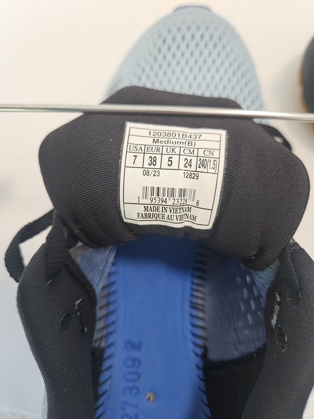 Brooks Ghost 15 Women's Running Shoes Size 7 Blue 2023 Model EUC Plantar Fasciit - Picture 4 of 14